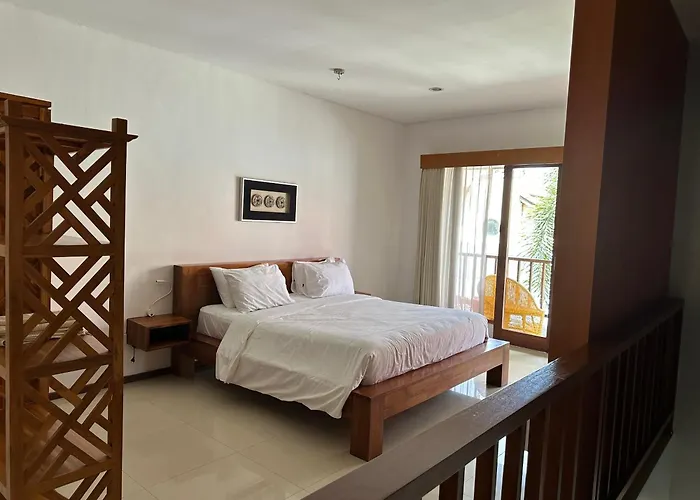 Balcony Living Aparthotel 2*