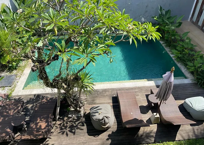 Balcony Living 2* Seminyak (Bali)